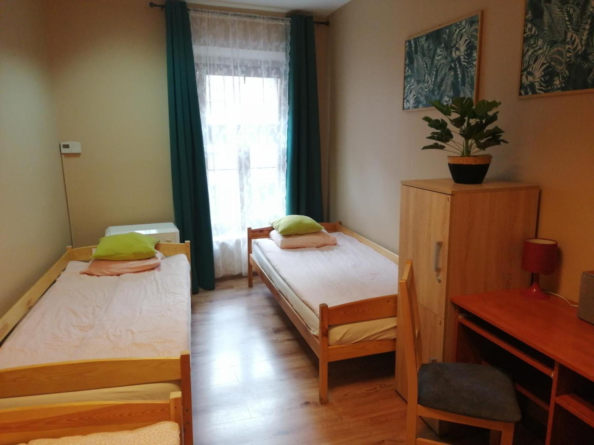 Hostel Gliwice Centrum Parking Δωμάτιο φωτογραφία