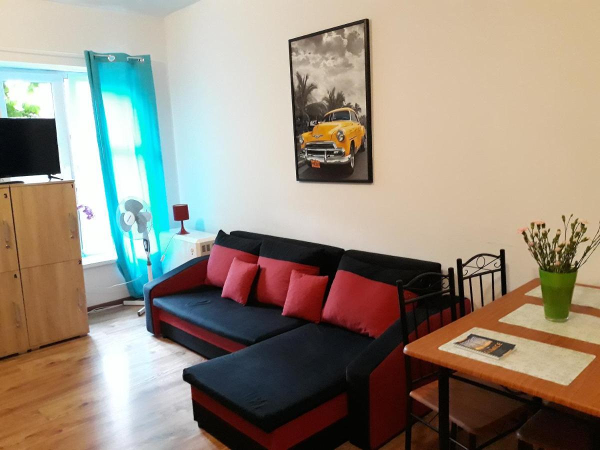 Hostel Gliwice Centrum Parking Εξωτερικό φωτογραφία